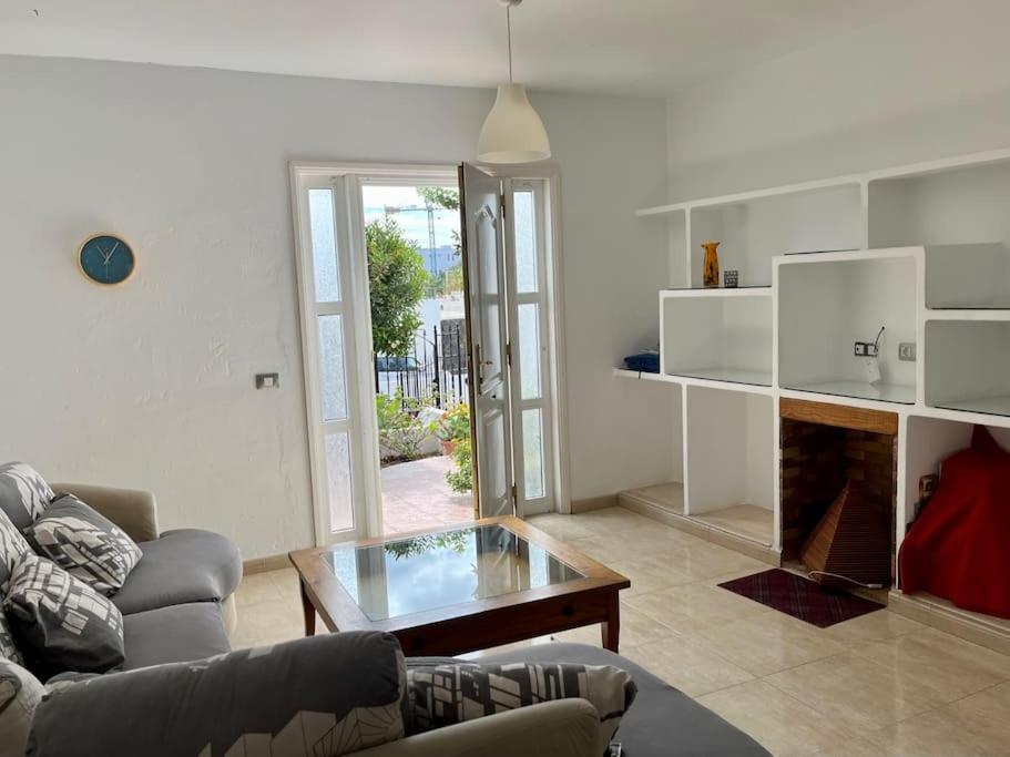 Playa Chica Apt With Terrace 100 M From The Sea Puerto del Carmen  Exteriér fotografie