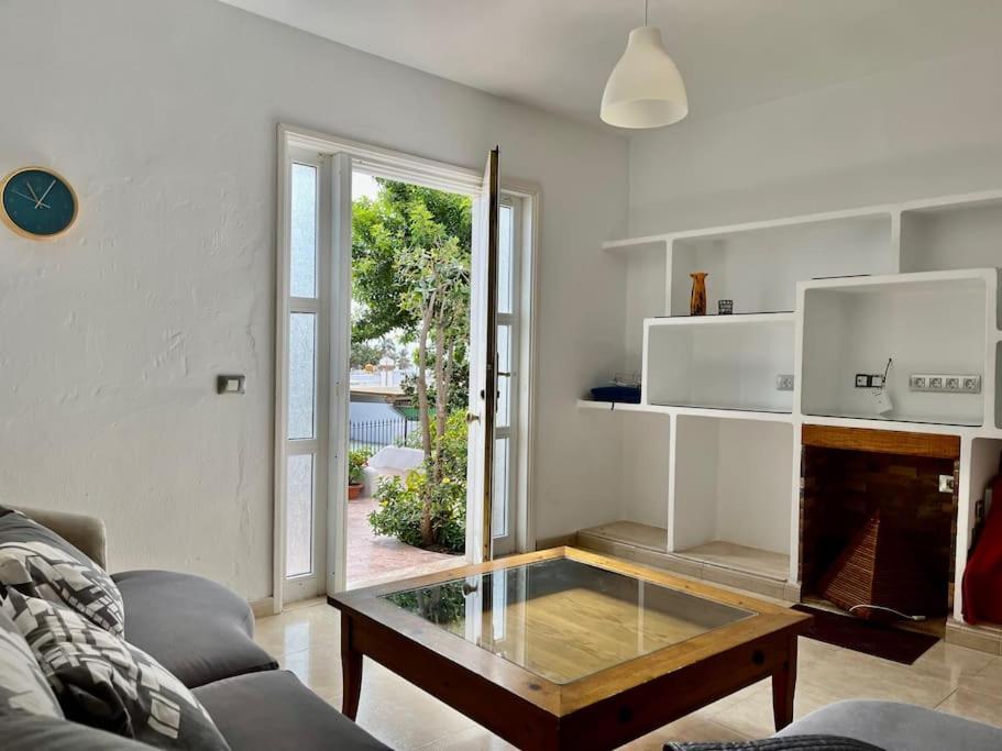 Playa Chica Apt With Terrace 100 M From The Sea Puerto del Carmen  Exteriér fotografie