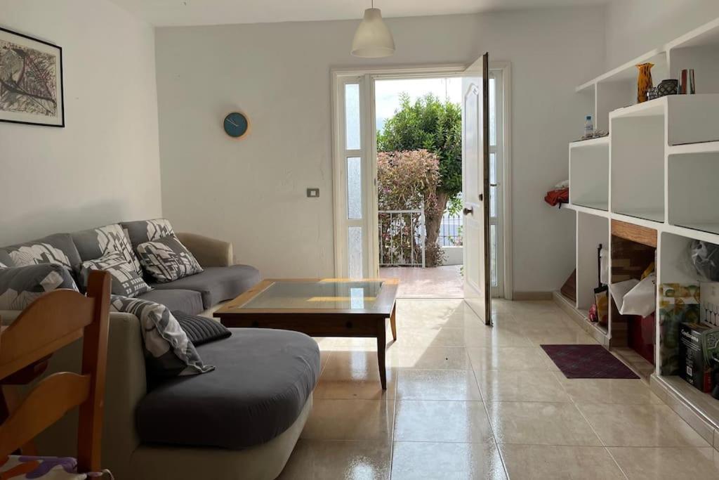 Playa Chica Apt With Terrace 100 M From The Sea Puerto del Carmen  Exteriér fotografie
